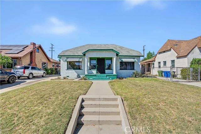1023 W 73rd, Los Angeles