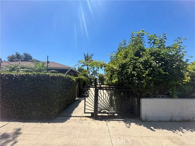 623 Gulf Ave, photo 1