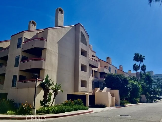 941 W Carson #202, Torrance