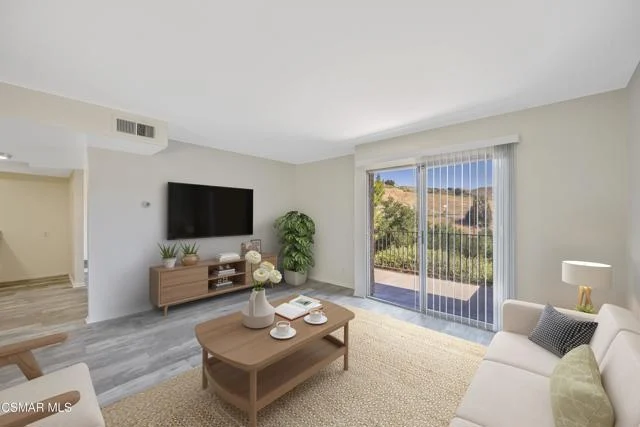 27509 Endeavor Street photo 1
