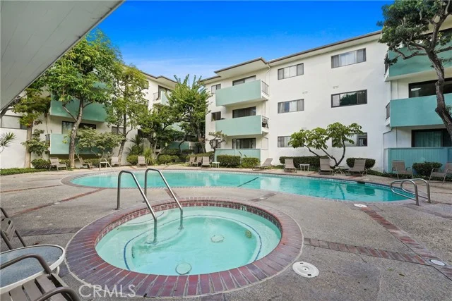 5000 S Centinela #101 photo 1