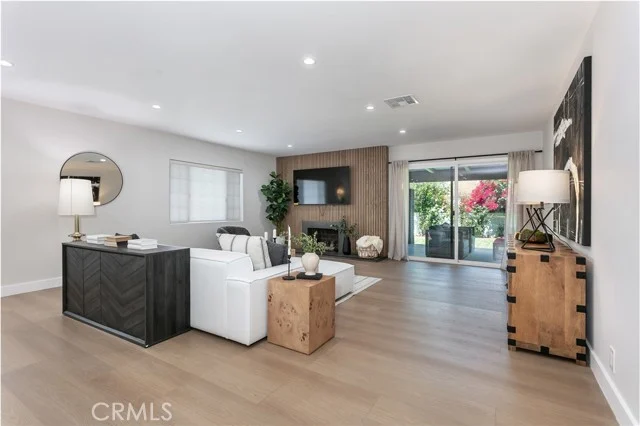 6853 Willis Avenue, Van Nuys
