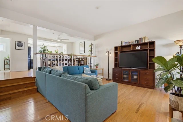 1404 Stanford Avenue photo 4