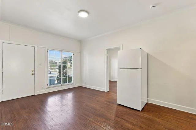 3000 Kenwood Avenue photo 4