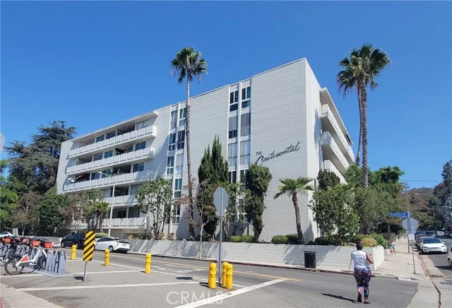 7309 Franklin Avenue #406, Los Angeles