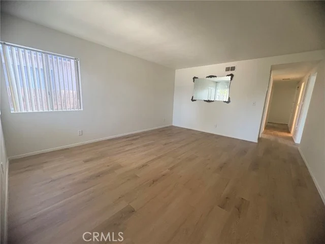 4222 W 156th photo 3