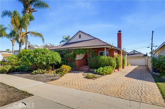 15418 S Catalina Avenue, Gardena