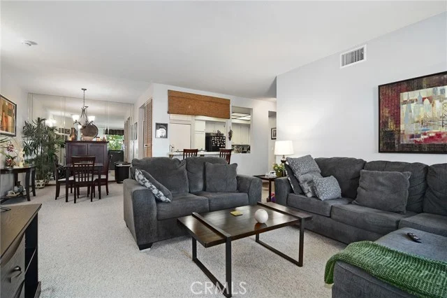 5534 Encino Avenue #202 photo 4
