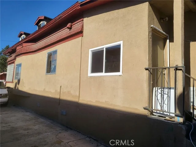 346 N Fickett Street photo 3