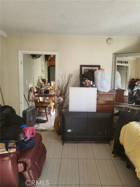 346 N Fickett Street photo 5