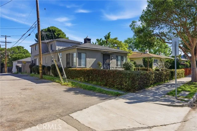 2117 Stewart Street, Santa Monica
