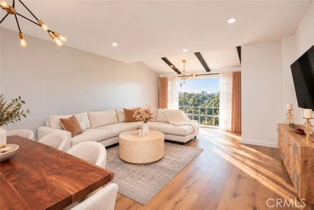 12720 Burbank #305, Valley Village