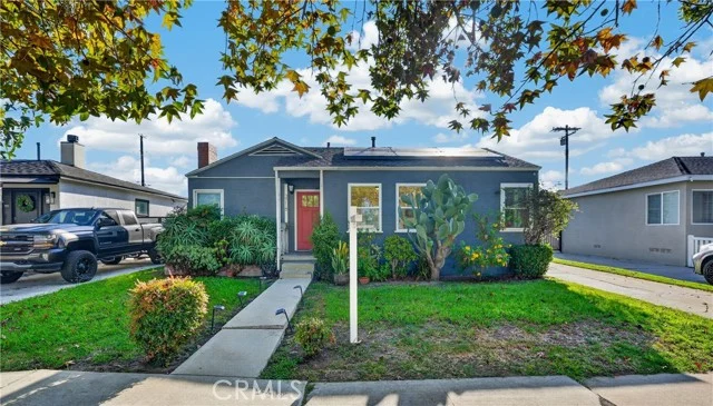 3718 Charlemagne Avenue, Long Beach