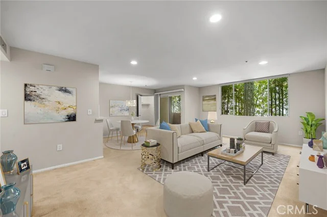 4501 Cedros #220, Sherman Oaks