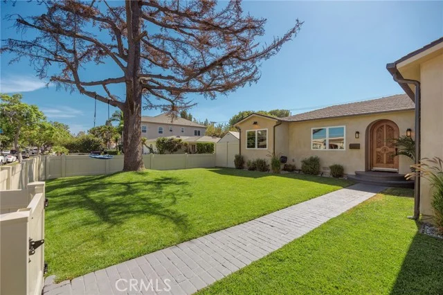 4001 Elm, Long Beach