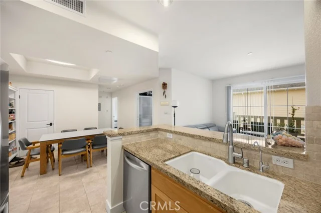 2367 Jefferson #312 photo 5