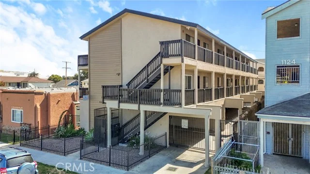 1126 Raymond Avenue, Long Beach