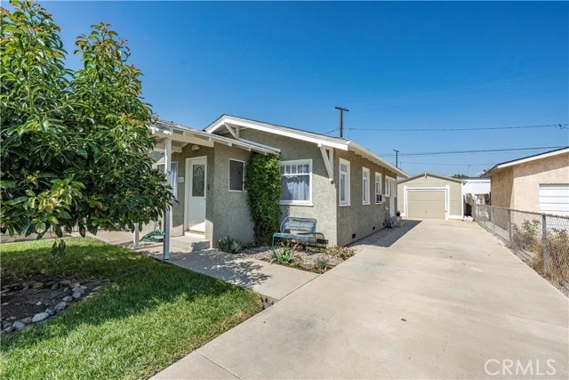 51 W Zane Street, Long Beach