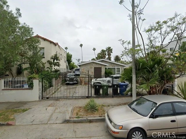 1521 S Cloverdale photo 1