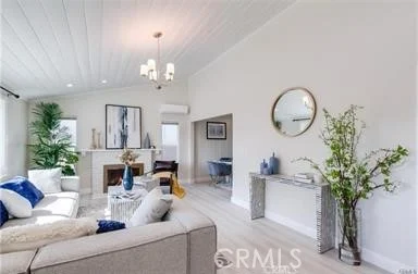 6171 Cleon, North Hollywood