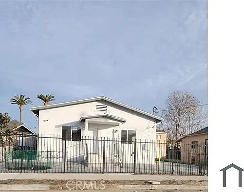 1175 E 41 Place photo 1