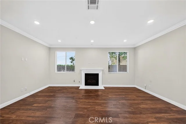 1669 Orchid Way photo 5