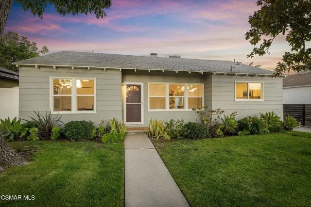 6348 Beeman Avenue, Valley Glen
