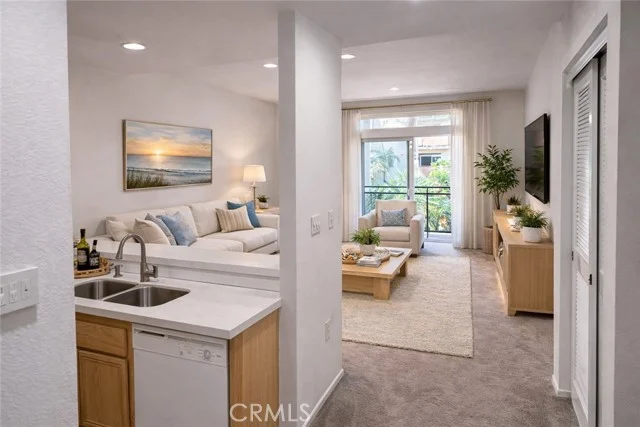 13200 Pacific Promenade #217, Playa Vista