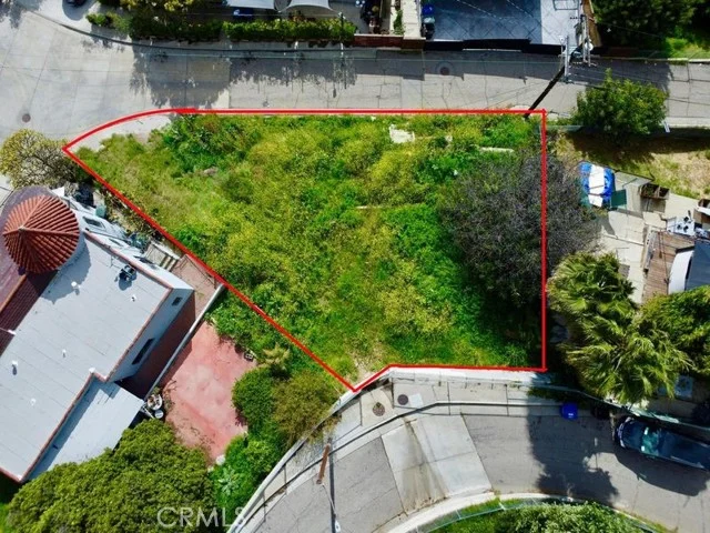 1202 N Hicks Avenue photo 1