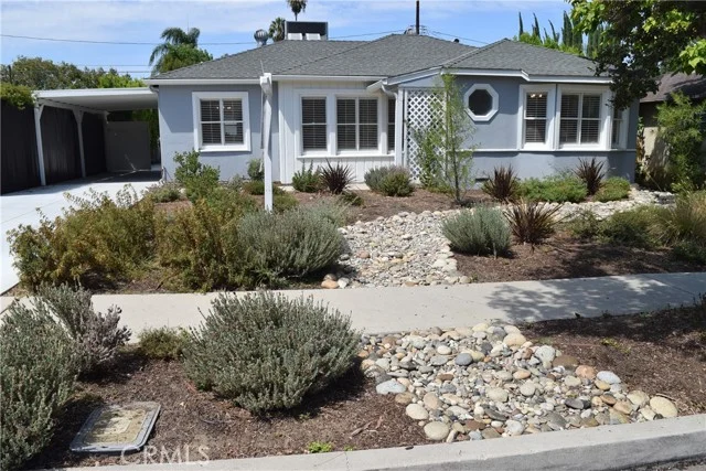 16839 Weddington Street, Encino