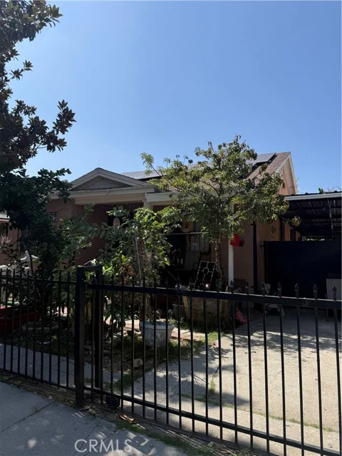 3753 S Wilton, Los Angeles