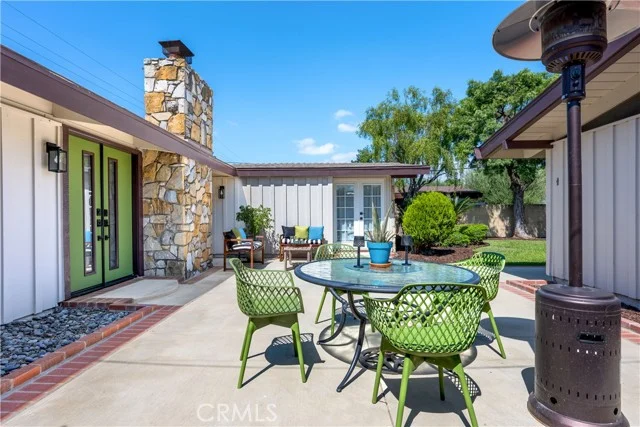 3327 Karen, Long Beach
