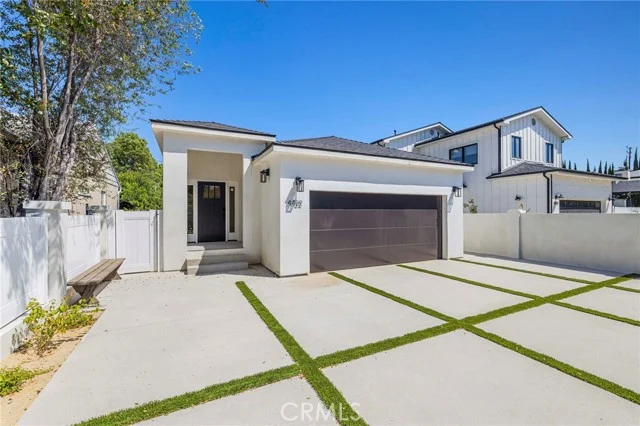 4432 Laurelgrove Avenue, Studio City