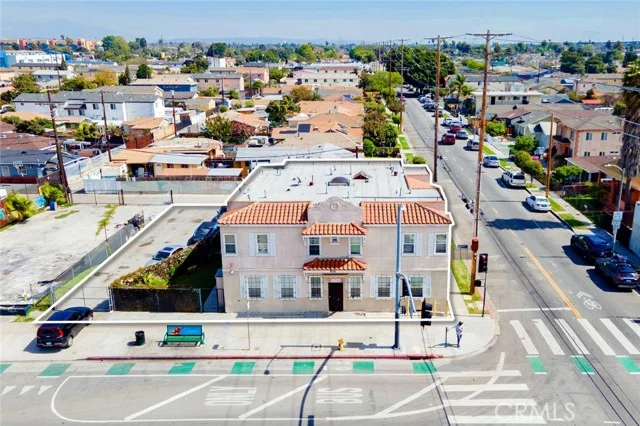 9124 S Broadway photo 1
