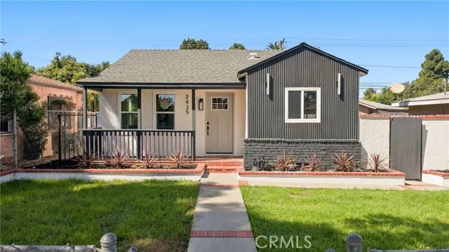 2435 Gale Ave, Long Beach
