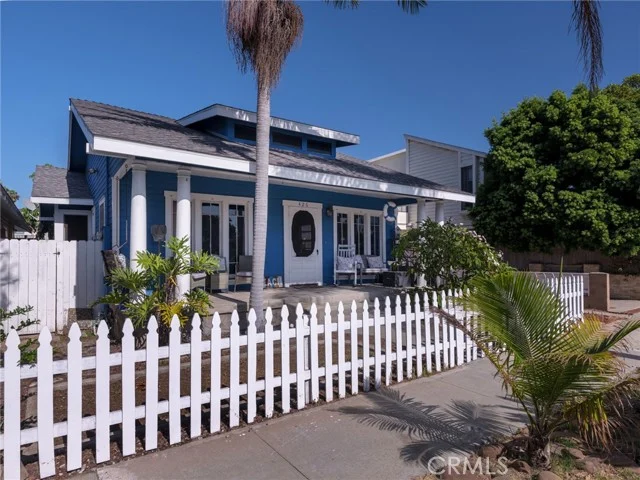 426 N Gertruda Avenue photo 3