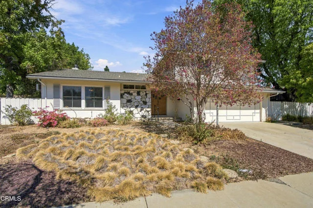 20601 Kingsbury Street photo 1