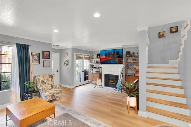 5737 Monte Vista photo 1