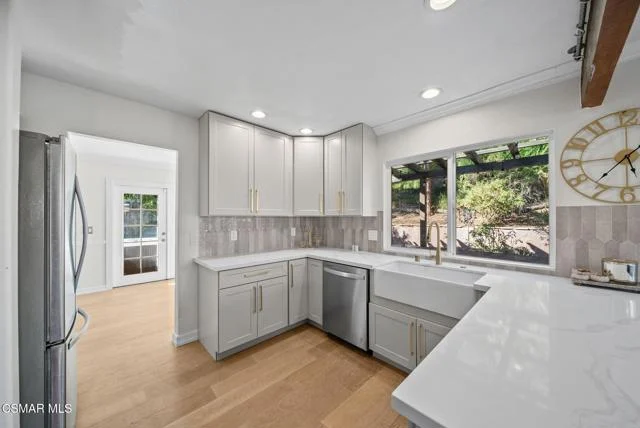 30729 Lakefront Drive, Agoura Hills