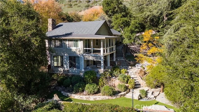 2305 Sugarloaf photo 1