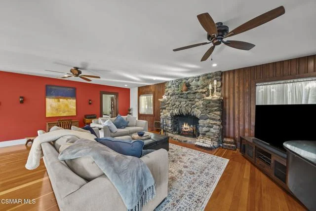 2375 Laguna Circle Drive photo 4