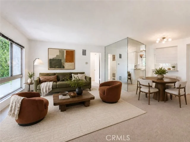 6041 Fountain Park Lane #11, Woodland Hills