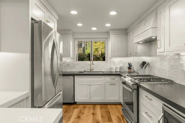 14364 Yukon Avenue #11 photo 3