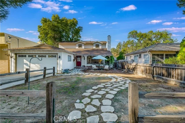 21235 Dumetz Road, Woodland Hills