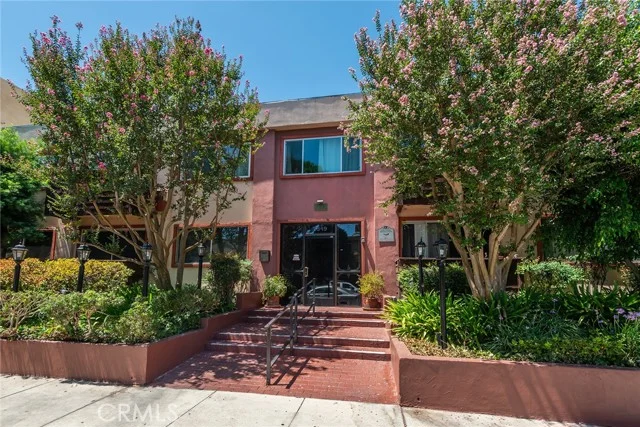 5349 Newcastle #20, Encino