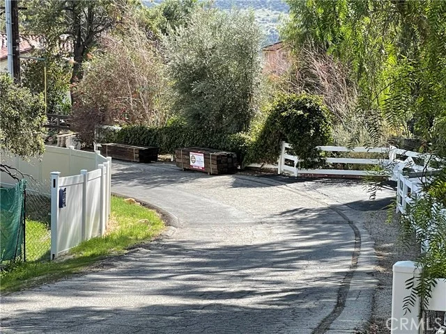 6000 Lapworth Drive photo 1