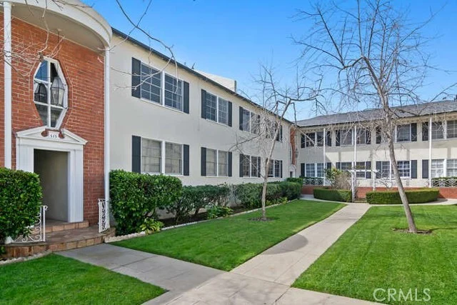515 San Vicente #D photo 2