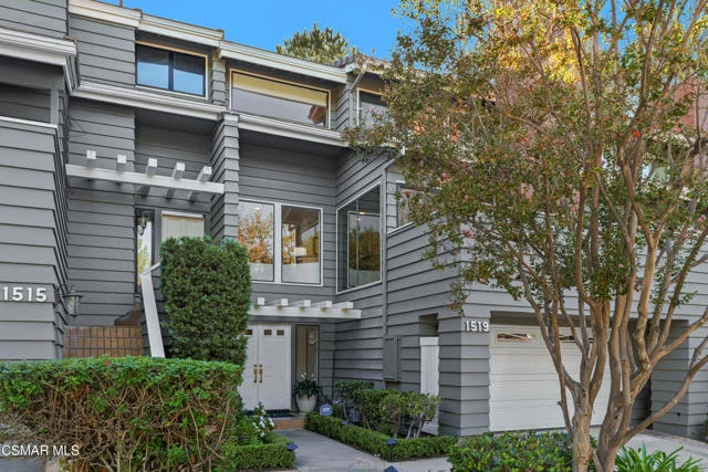 1519 N View Drive, Westlake Village
