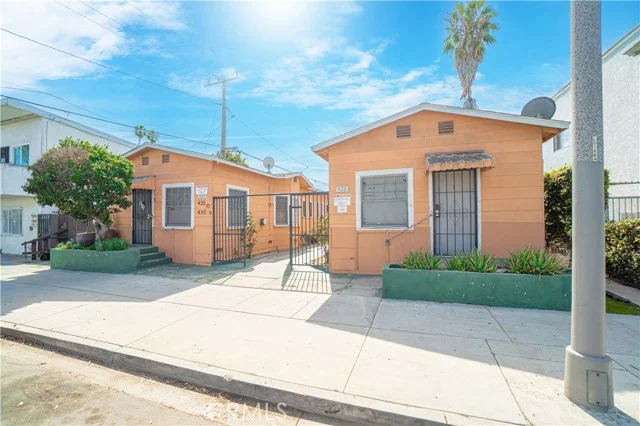 426 E 17th, Long Beach