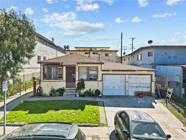 1108 W 117th, Los Angeles
